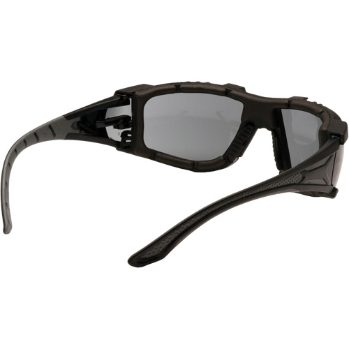 Endeavor&reg; Plus Safety Glasses, Grey Lens, Anti-Fog, ANSI Z87+/Meets/Exceeds CSA Z94.3 Checker Industrial Ltd.