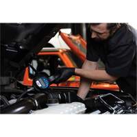 D&eacute;bitm&egrave;tre &eacute;lectronique de lubrifiant avec rallonge flexible &agrave; 90° Checker Industrial Ltd.