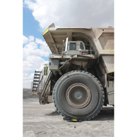 Protecteur de c&acirc;ble &agrave; traverse extr&ecirc;me Yellow Jacket, 2 canaux, 35,75" lo x 42,125" la x 5,125" h Checker Industrial Ltd.